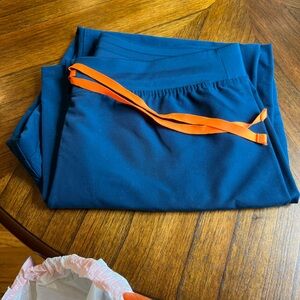 Deep Reef Figs Scrubs Livingston Pants